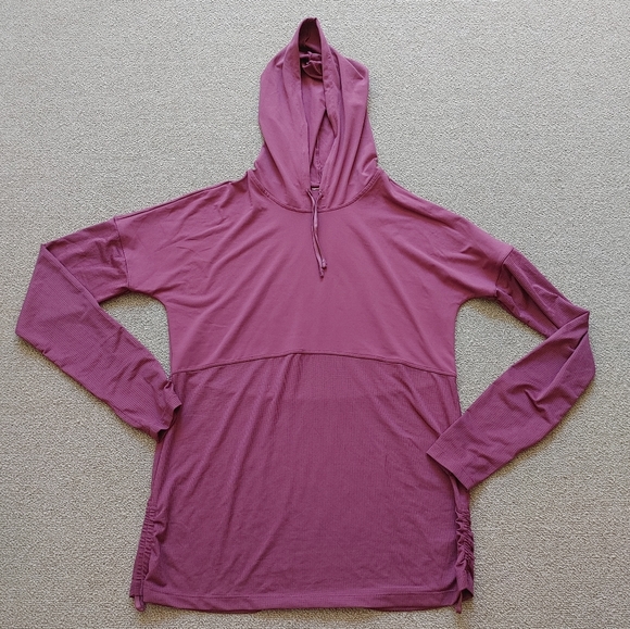 🔥2/$30 Fabletics cashel long sleeved hoodie top in mauve - Picture 2 of 8
